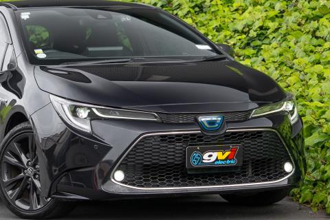 2020 Toyota Corolla Touring Wagon - Thumbnail