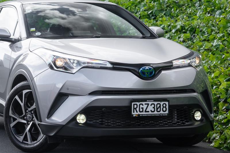 2018 Toyota C-HR Sport Hybrid G