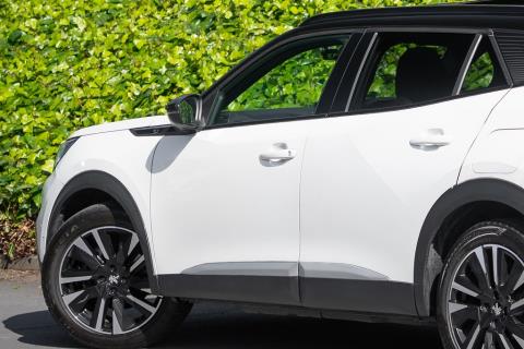 2021 Peugeot e-2008 GT-Line Electric - Thumbnail