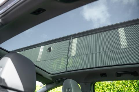 2023 Volkswagen ID.4 Pro 82kWh - Thumbnail