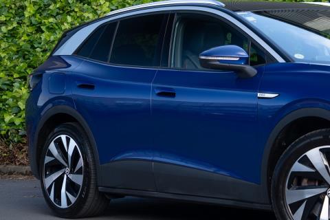 2023 Volkswagen ID.4 Pro 82kWh - Thumbnail